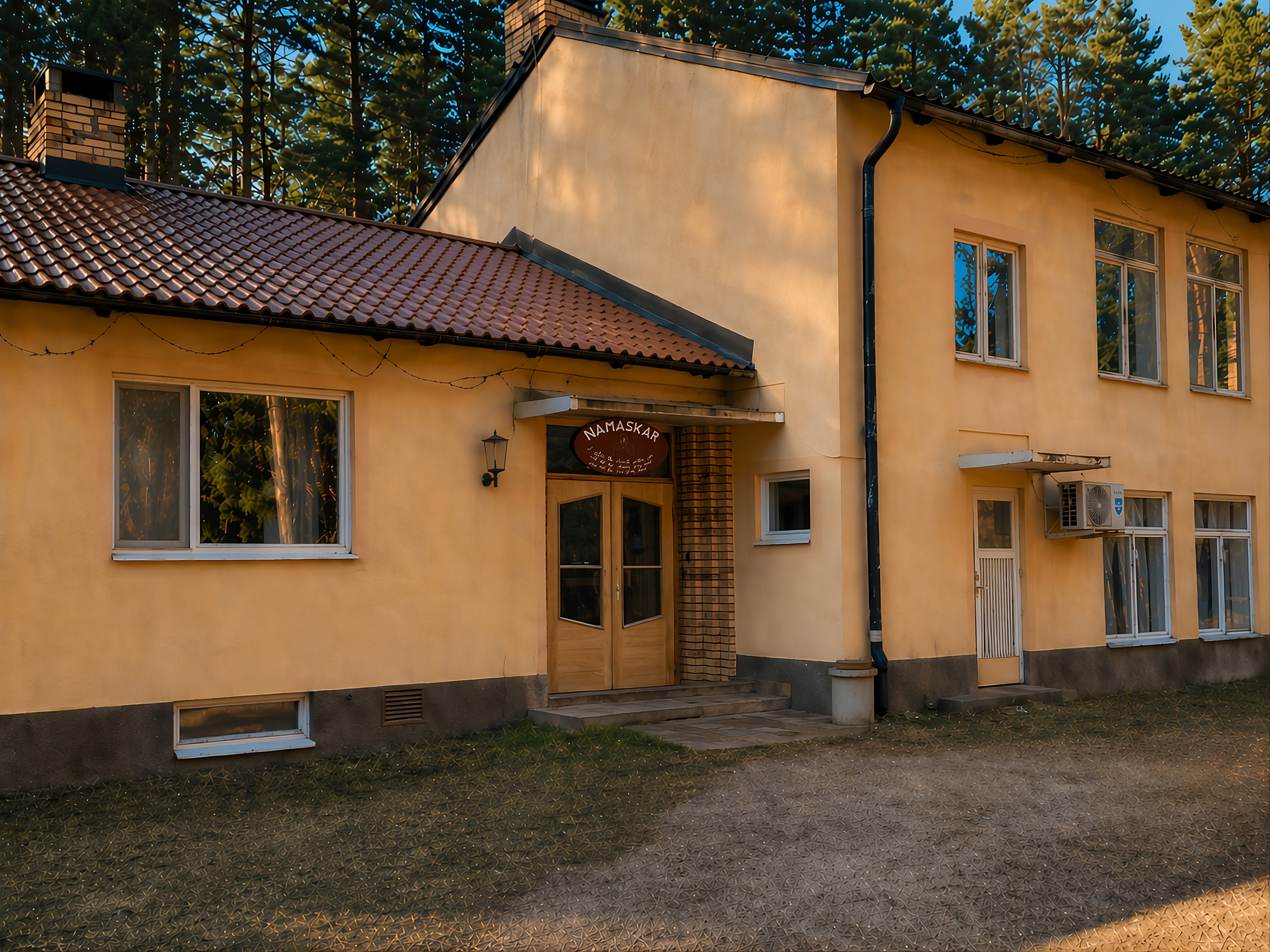 Entrance area of the main building.