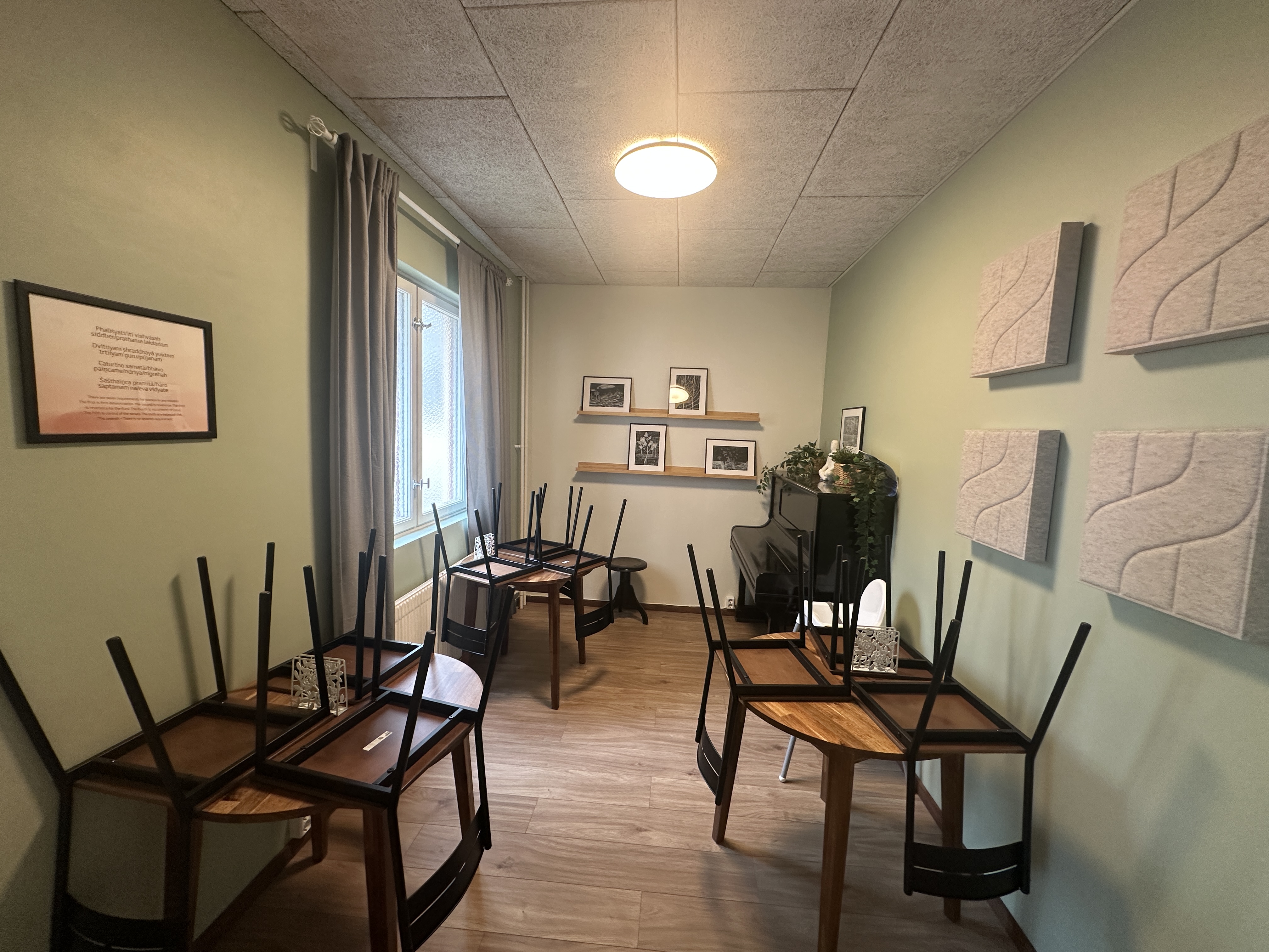 Shared accommodation room in the main building.